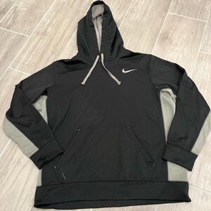 Nike dri fit pullover hoodie Men’s Large Color Black/ Gray Swoosh